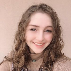 Meet your Posher, Corinne